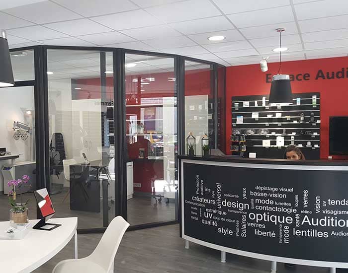 3ADS Designe espace - Réalisation - Optique rullier – Création de magasin d’optique à Coutras (33)