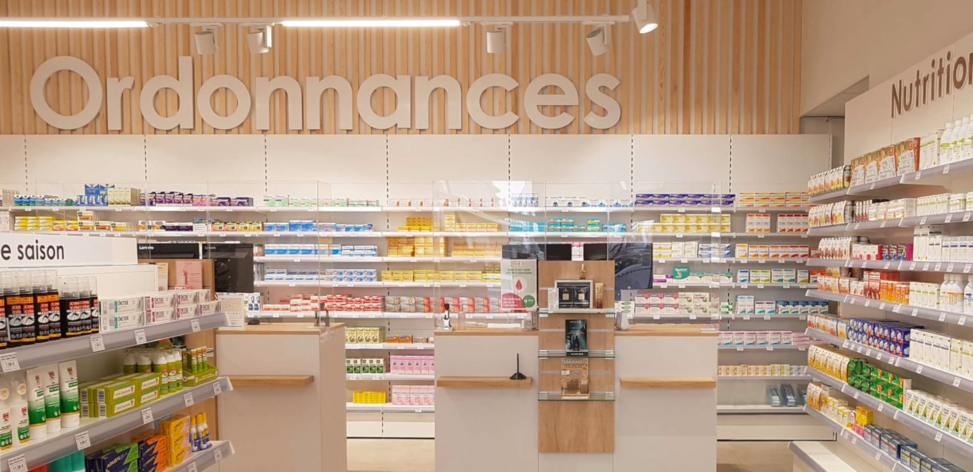 3ADS - Designer d'espace - Réalisation - Pharmacie du Jardin des Fleurs Transfert de pharmacie à Sète (34)