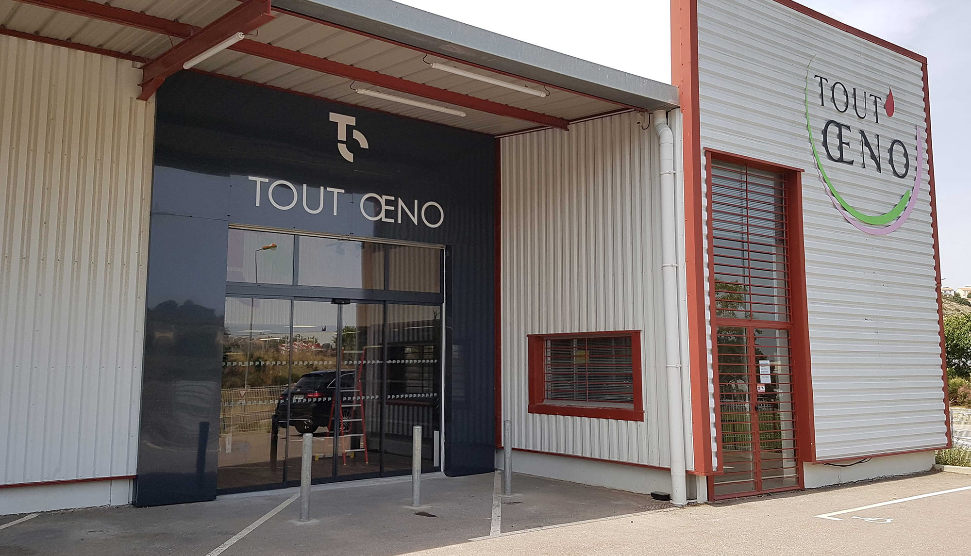 3ADS - Designer d'espace - Réalisation - Création d’un espace de vente dans les locaux de la société TOUT’OENO à Narbonne (11)
